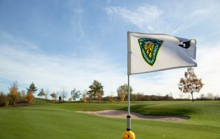 Golf-Club Herzogenaurach | Flagge und Platz